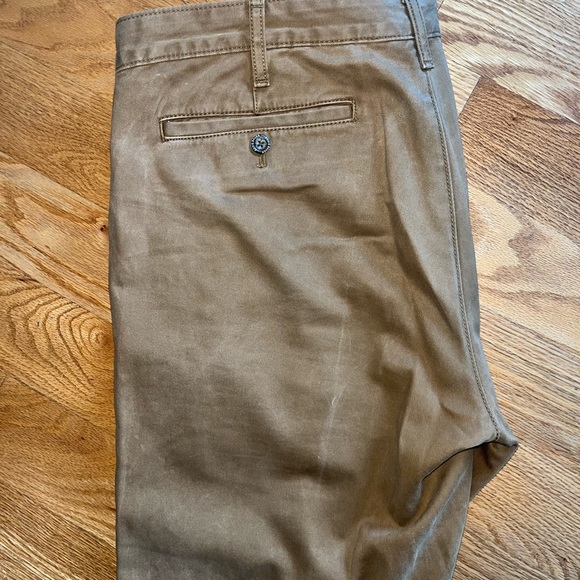 Eddie Bauer Classic Fit Chino Pants - Picture 4 of 7
